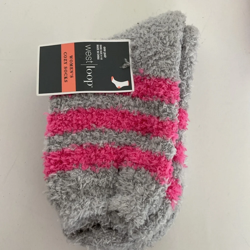 West Loop Set of 5 pairs of Cozy Socks NWT